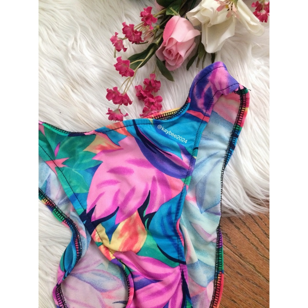 🌿 Vtg 90’s Rainbow Floral High Cut Bikini Bottoms - Picture 4 of 4